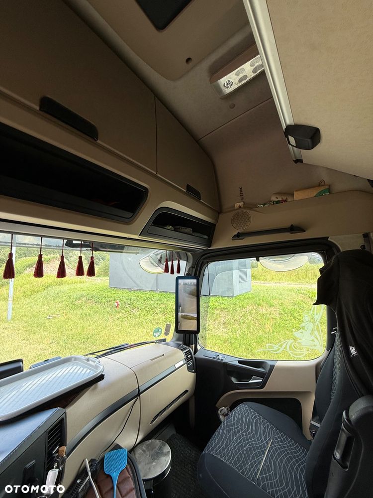 Mercedes-Benz Actros 1853 - 8