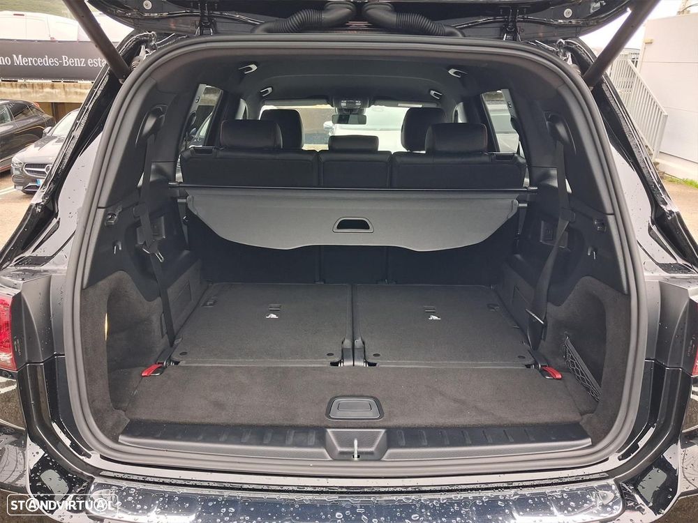 Mercedes-Benz GLB 180 d AMG Line - 14