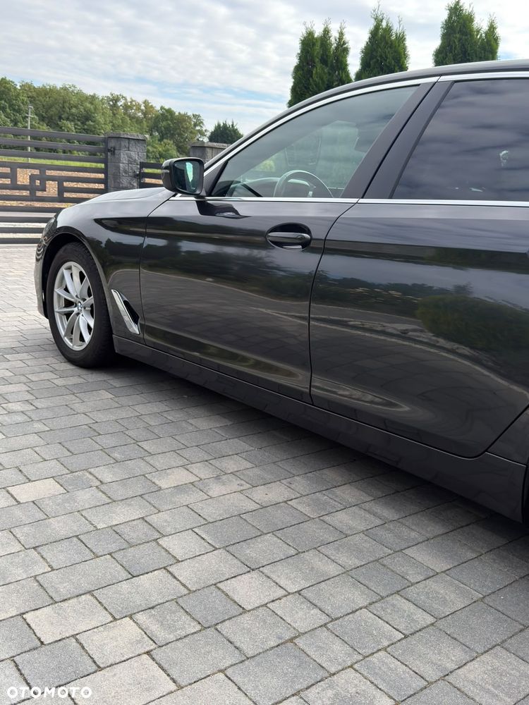 BMW Seria 5 520d Eff.Dynamics - 29