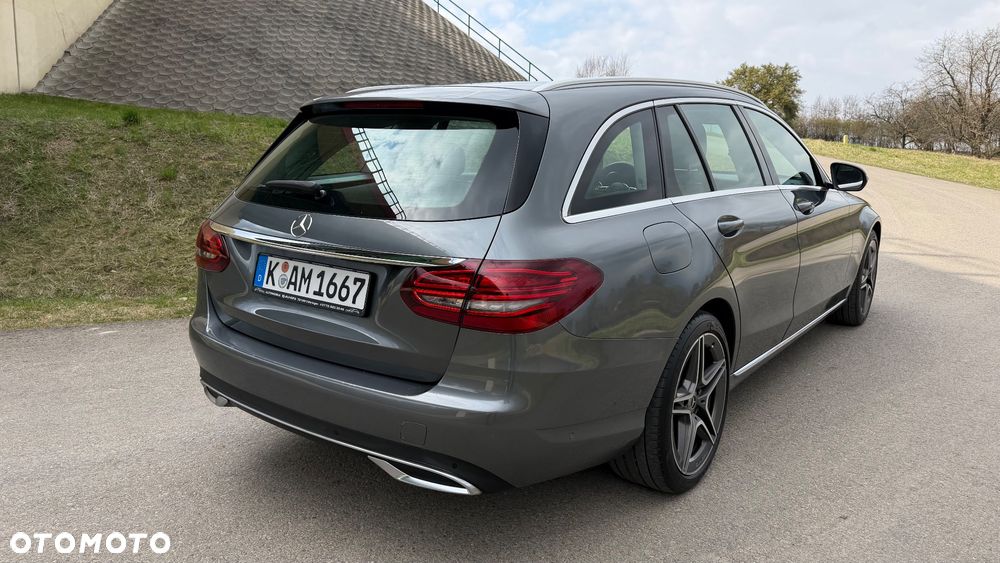 Mercedes-Benz Klasa C 200 d 9G-TRONIC - 12