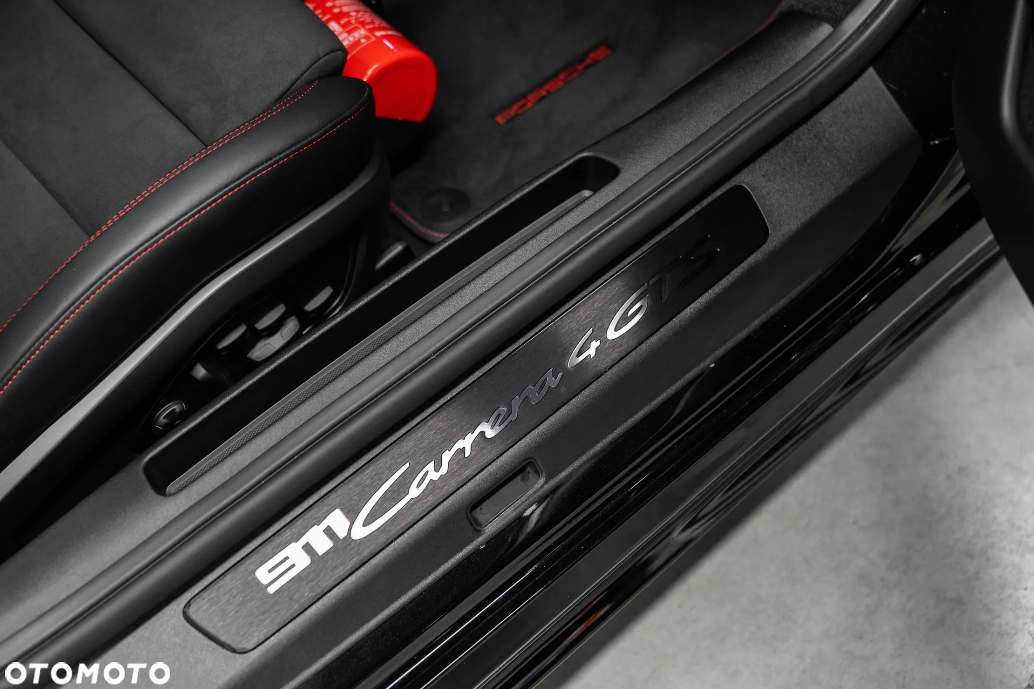 Porsche Carrera GT - 39