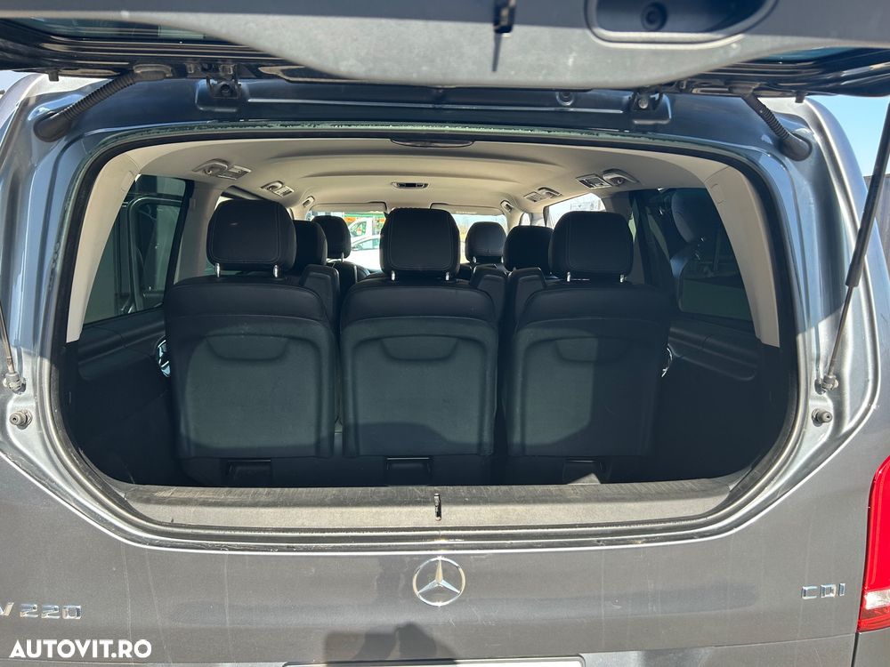 Mercedes-Benz V Class 220 - 11