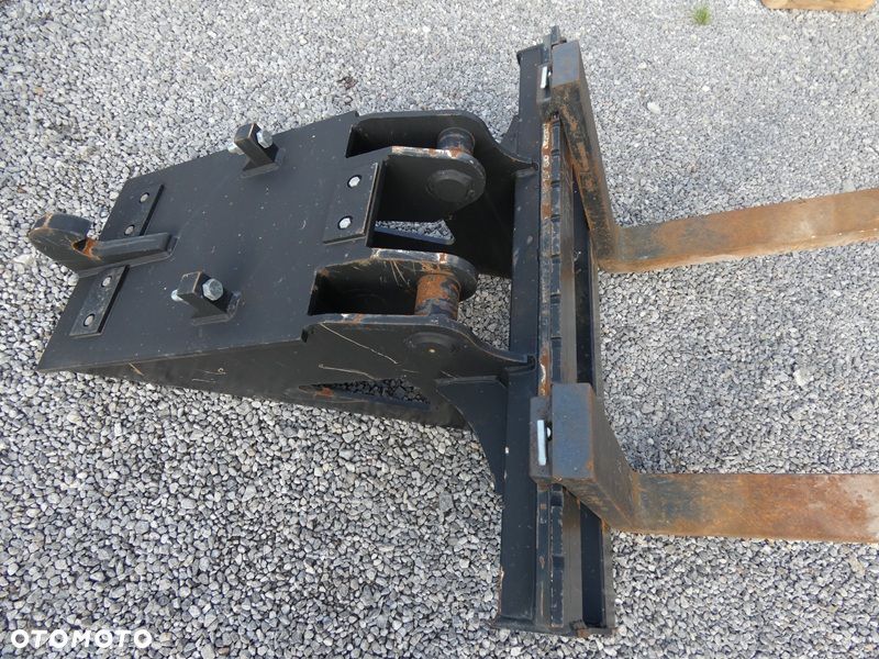 Widły do koparki SE NA B20 / S1 pod rototilt - 4