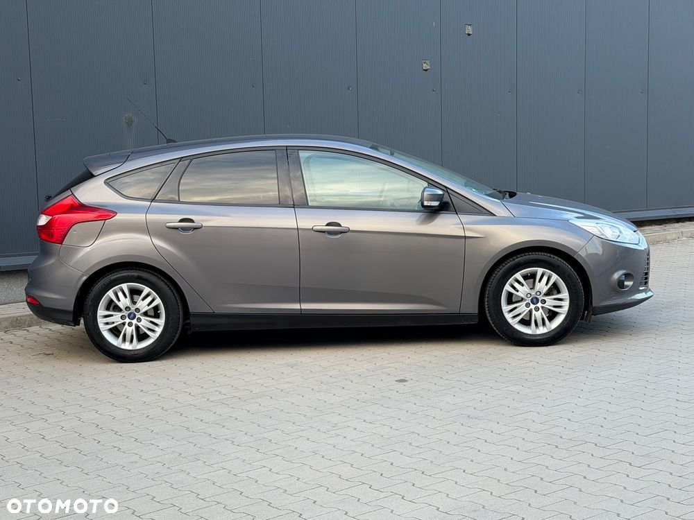 Ford Focus 1.6 Titanium - 10