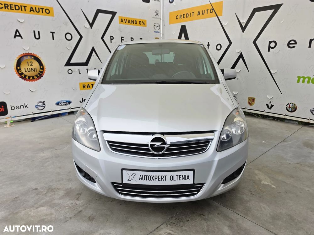 Opel Zafira - 10