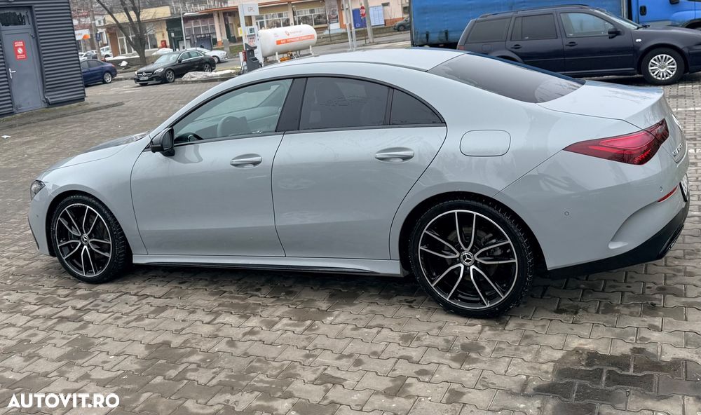 Mercedes-Benz CLA 200 - 4