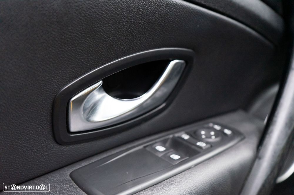 Renault Mégane Coupe 2.0 T 16V RS - 22