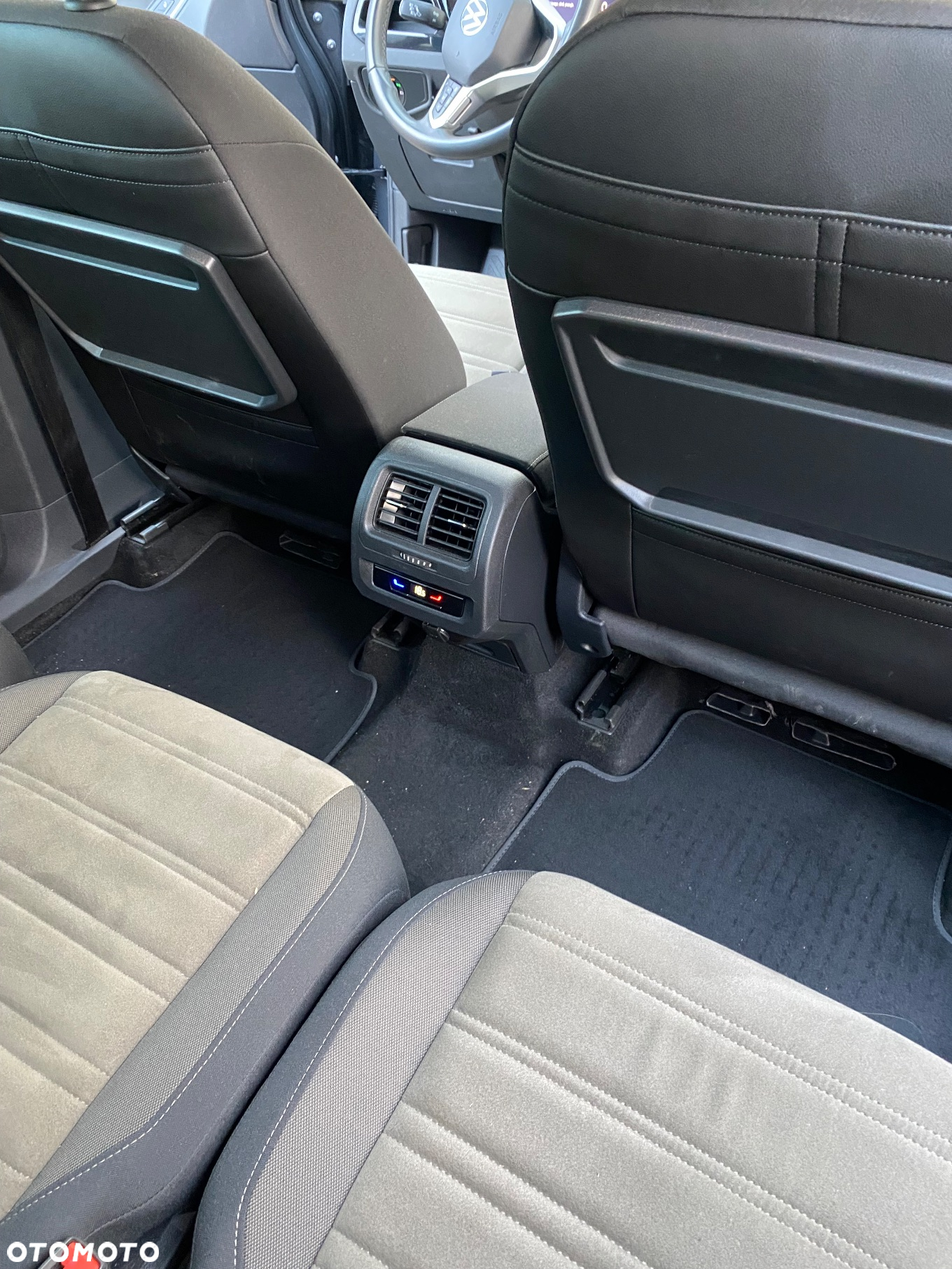 Volkswagen Touran - 6