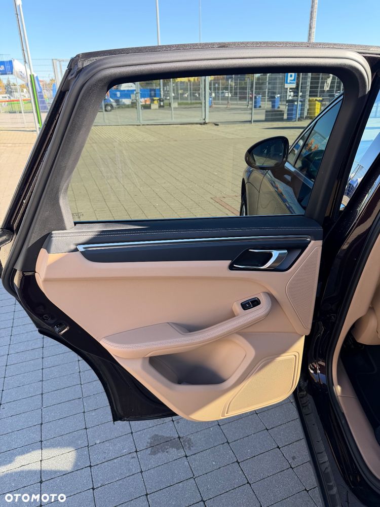 Porsche Macan Standard - 7