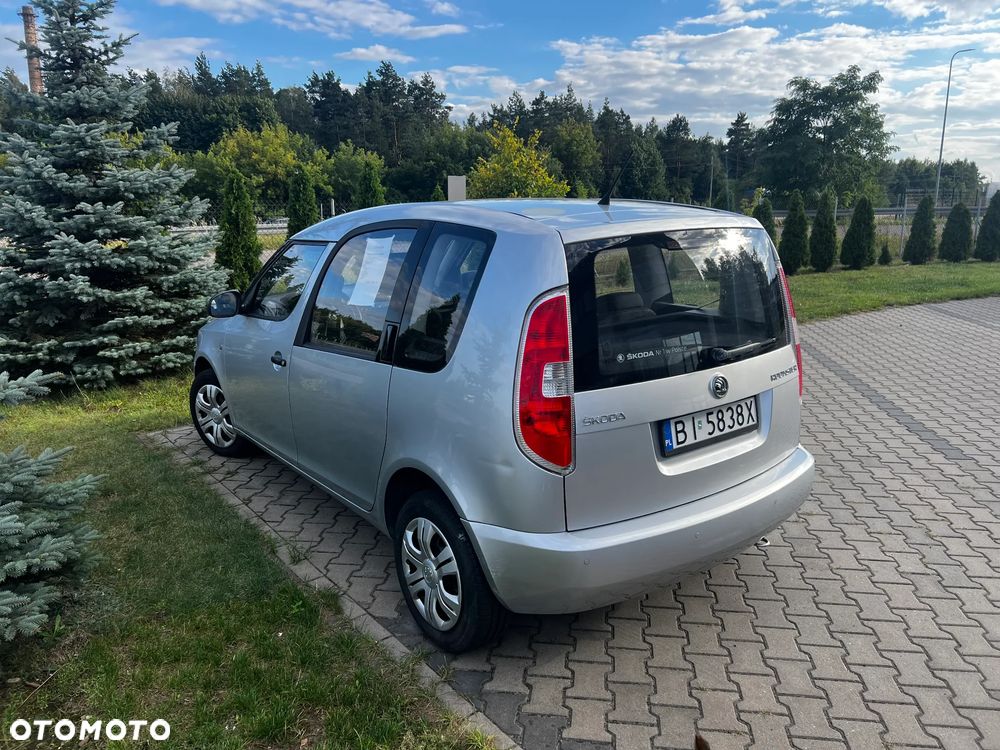 Skoda Roomster 2013 photo 3