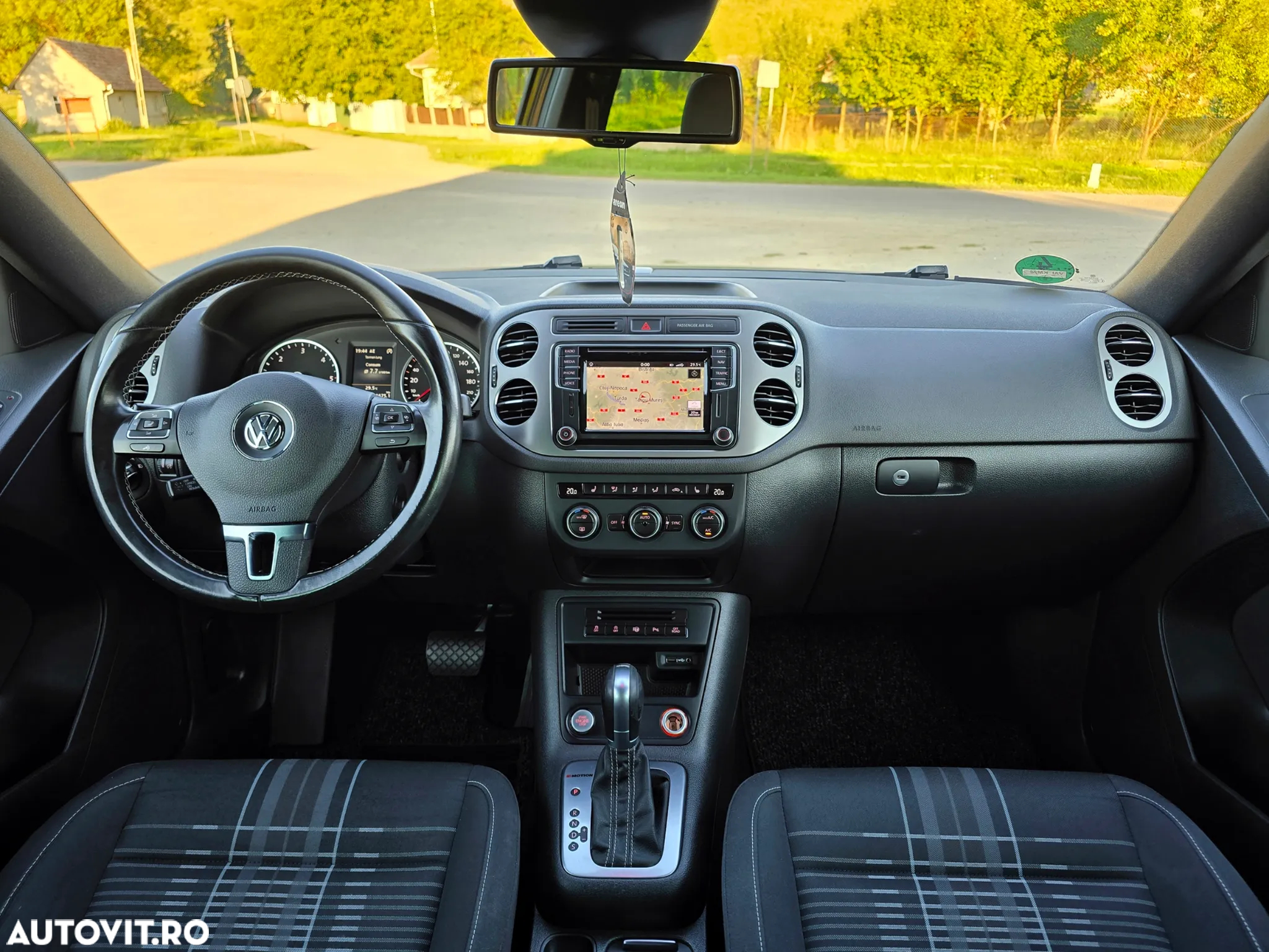Volkswagen Tiguan 2.0 TDI SCR 4MOTION BlueMotion Technology DSG Lounge Track & Style - 18