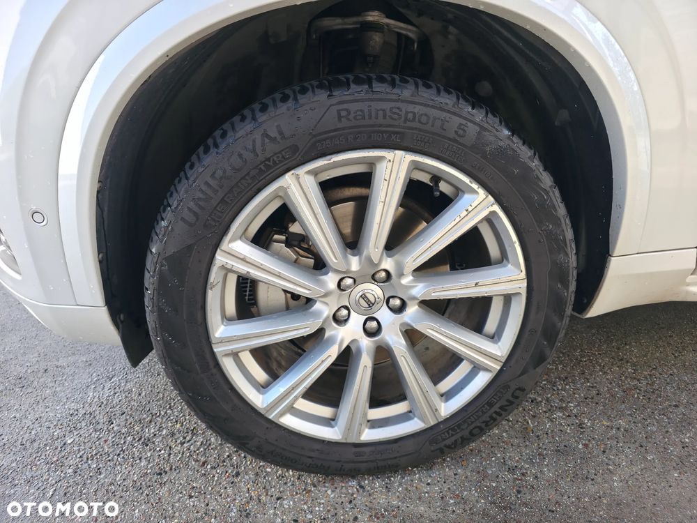 Volvo XC 90 D5 AWD Inscription 7os - 34