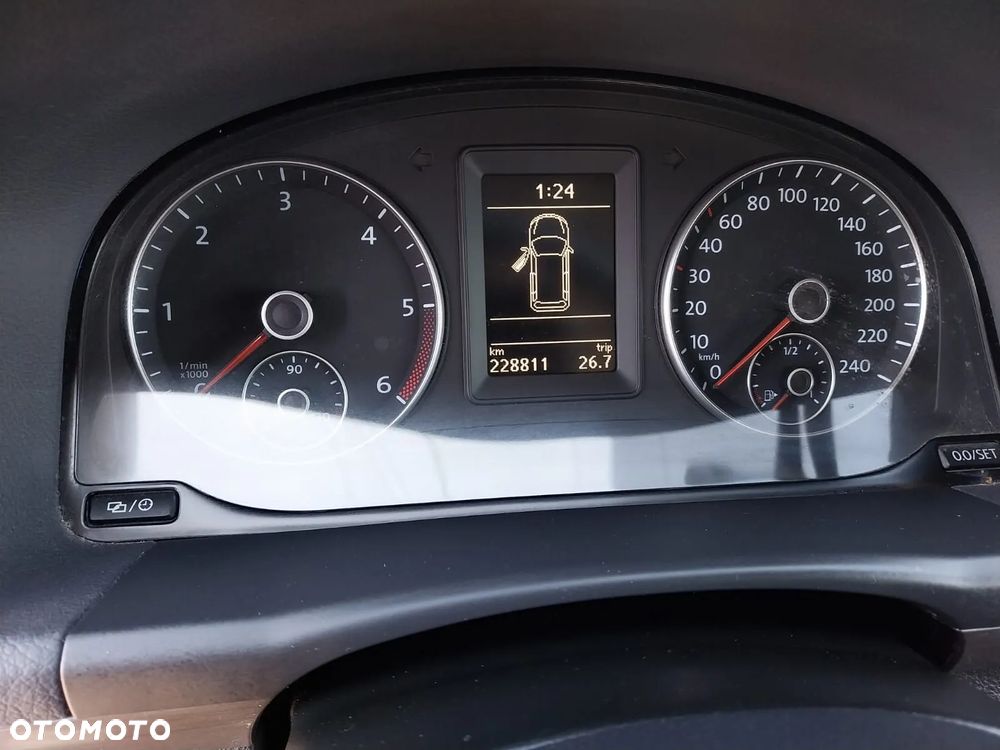 Volkswagen Touran 1.6 TDI DPF Comfortline - 11