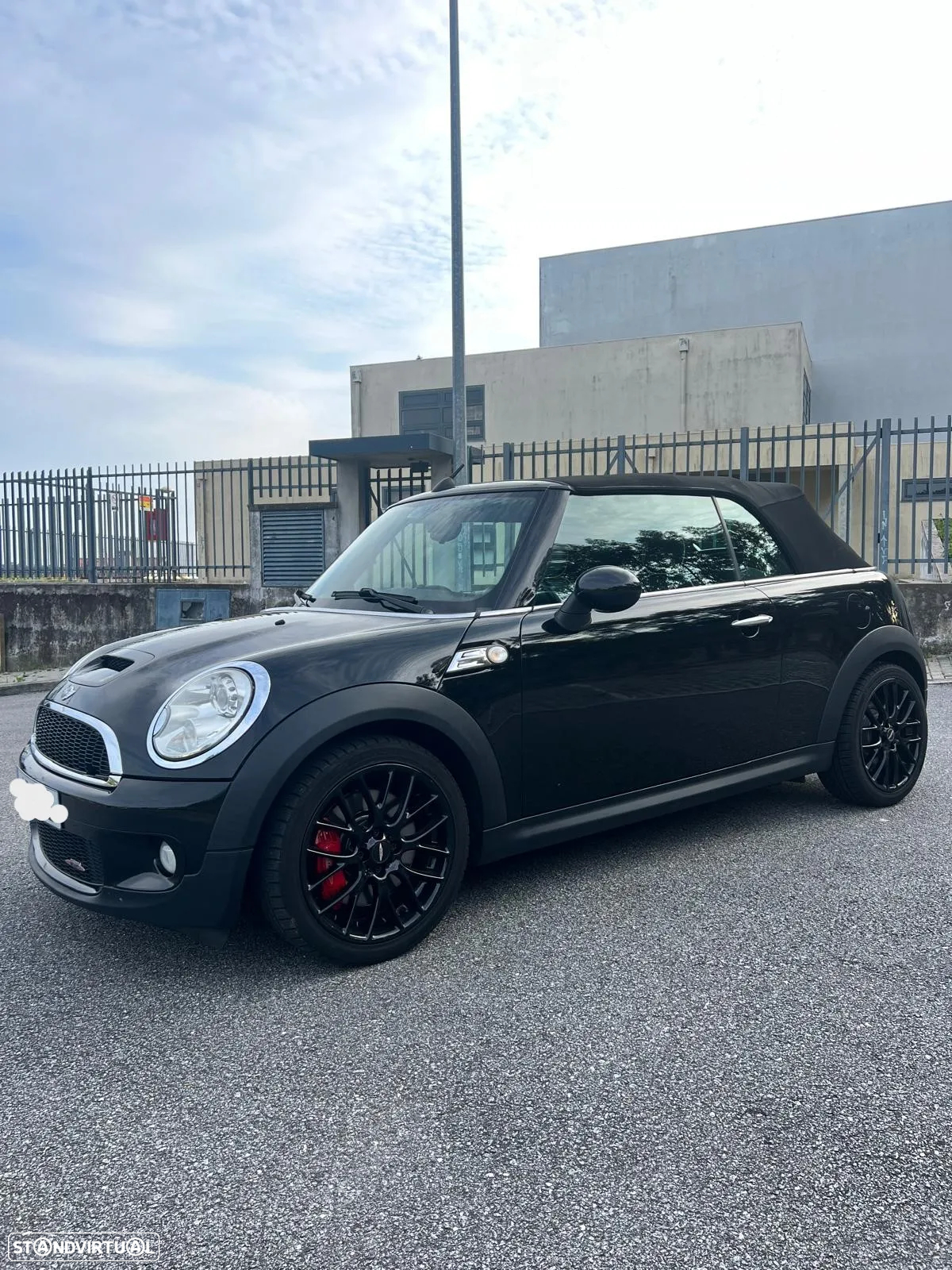MINI Cabrio John Cooper Works - 5