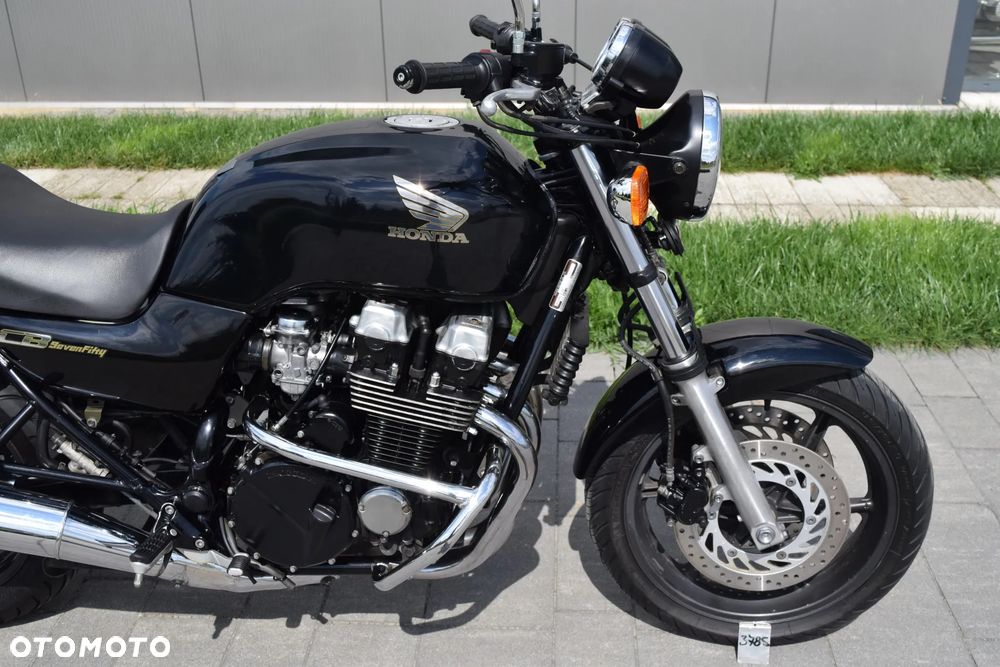Honda CB - 7