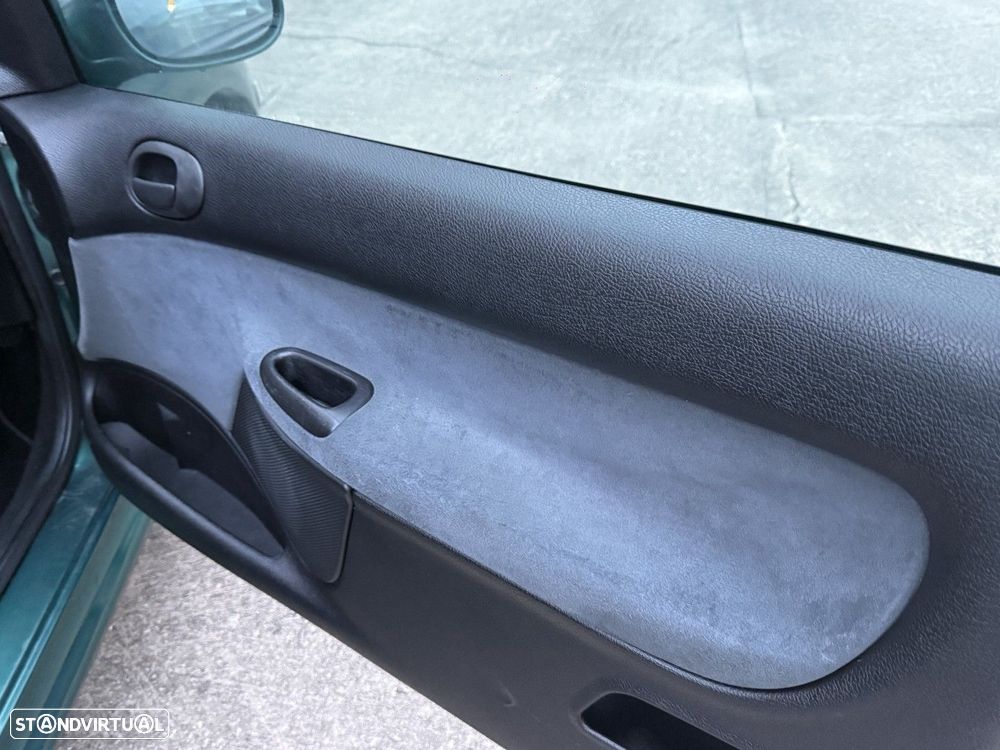 Peugeot 206 1.4 16V XS - 11