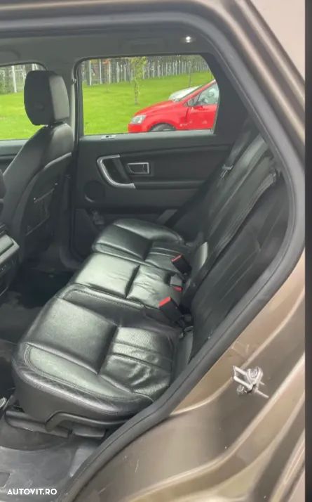 Land Rover Discovery Sport - 33
