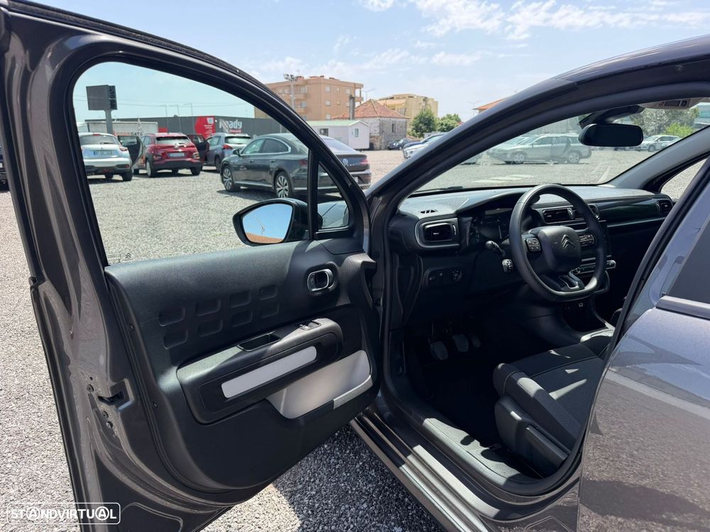 Citroën C3 1.2 PureTech Shine - 18