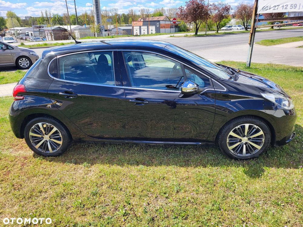 Peugeot 208 - 3