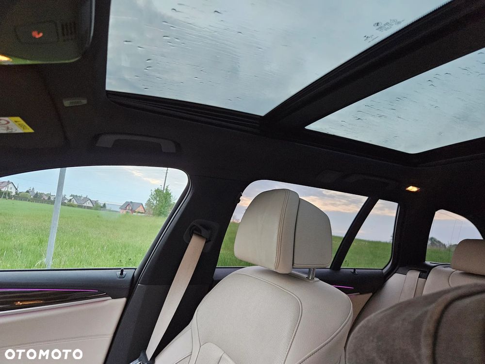 BMW Seria 5 520d xDrive Sport - 25