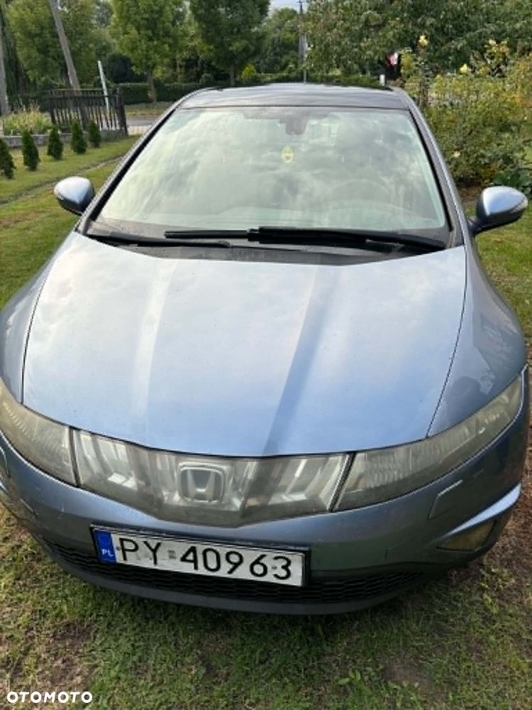 Honda Civic 1.8 Executive - 4
