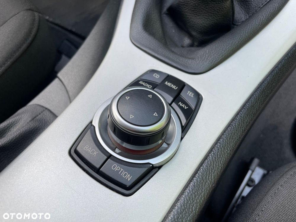 BMW Seria 3 320d DPF - 18