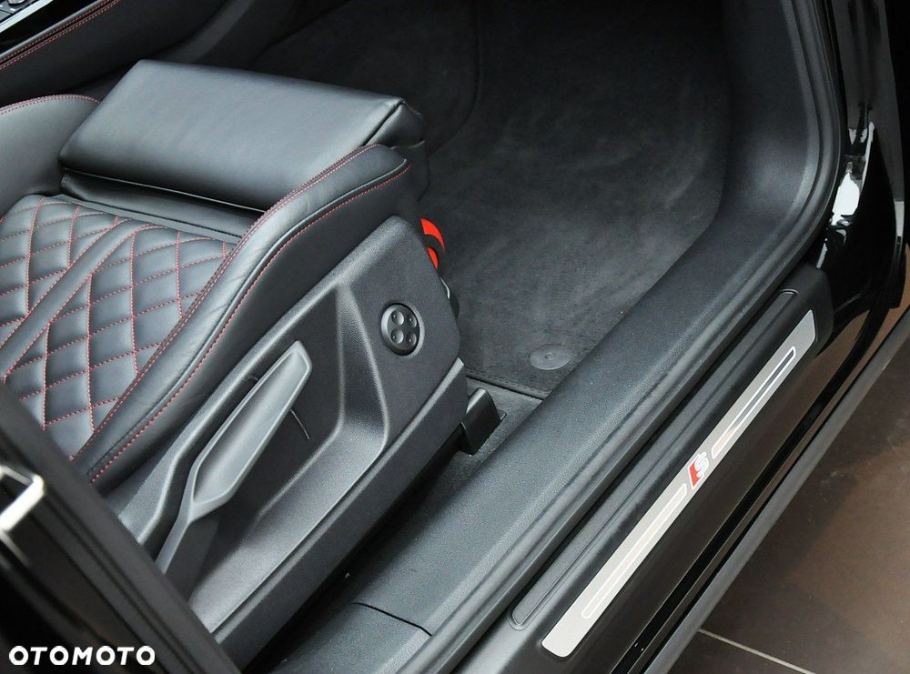 Audi Q5 Sportback - 28