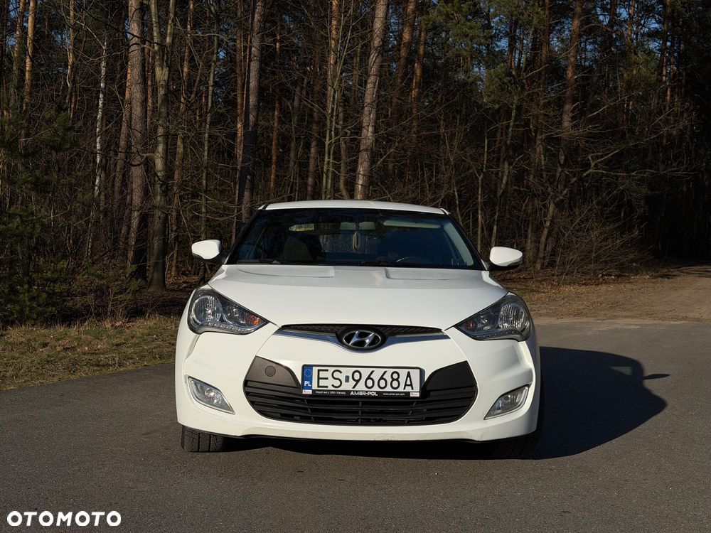 Hyundai Veloster 1.6 GDI Comfort - 19