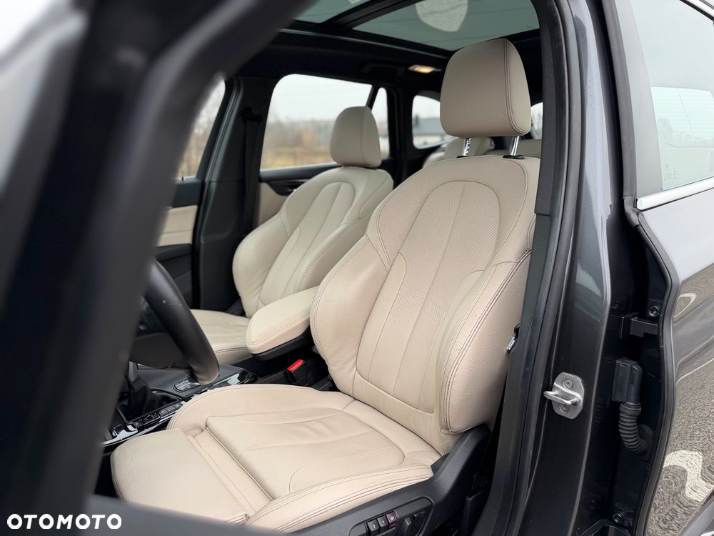 BMW X1 xDrive20i xLine sport - 27