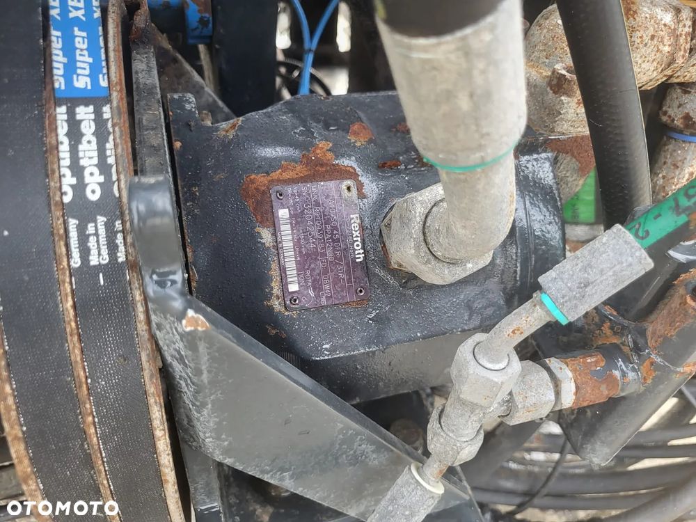 Wentylator z zamiatarki, rozdzielacz, pompy hydrauliczne - 7