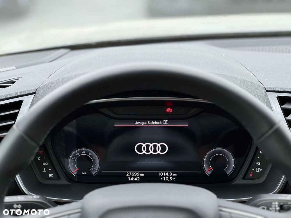 Audi Q3 Sportback - 15