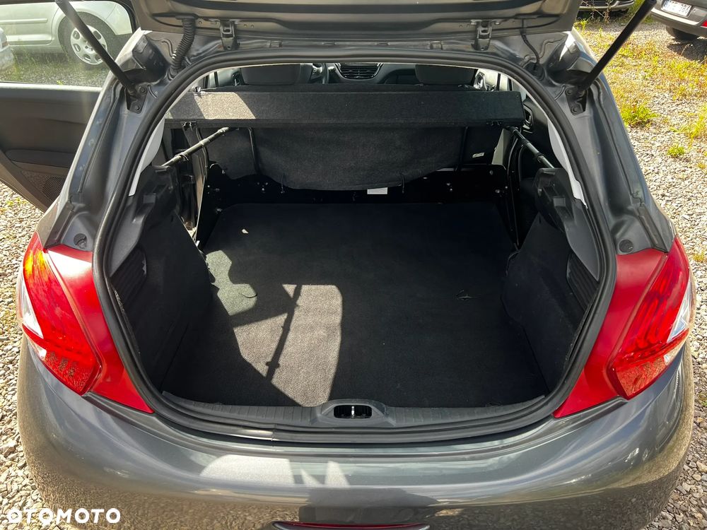 Peugeot 208 - 27