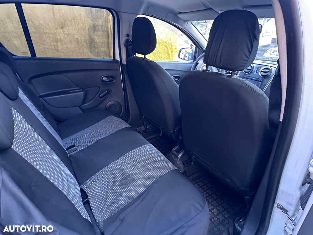 Dacia Sandero - 5