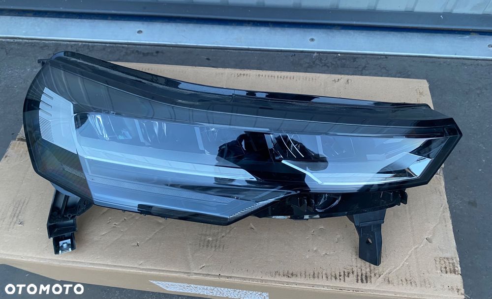 RENAULT CAPTUR 2 II LIFT FL 2024r symbioz Kompletna LAMPA PRZEDNIA PRAWA REFLEKTOR PRAWY PRZÓD FULL LED  LEDOWY  EUROPA FULLLED  260100091R Wwa - 2