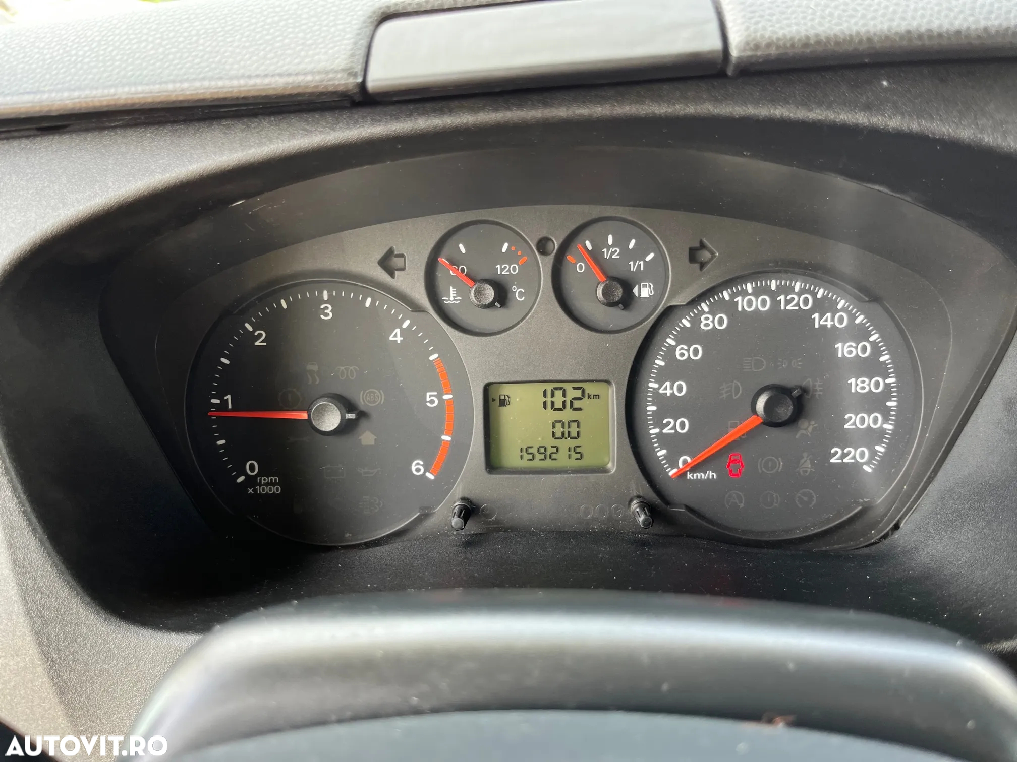 Ford Transit - 13