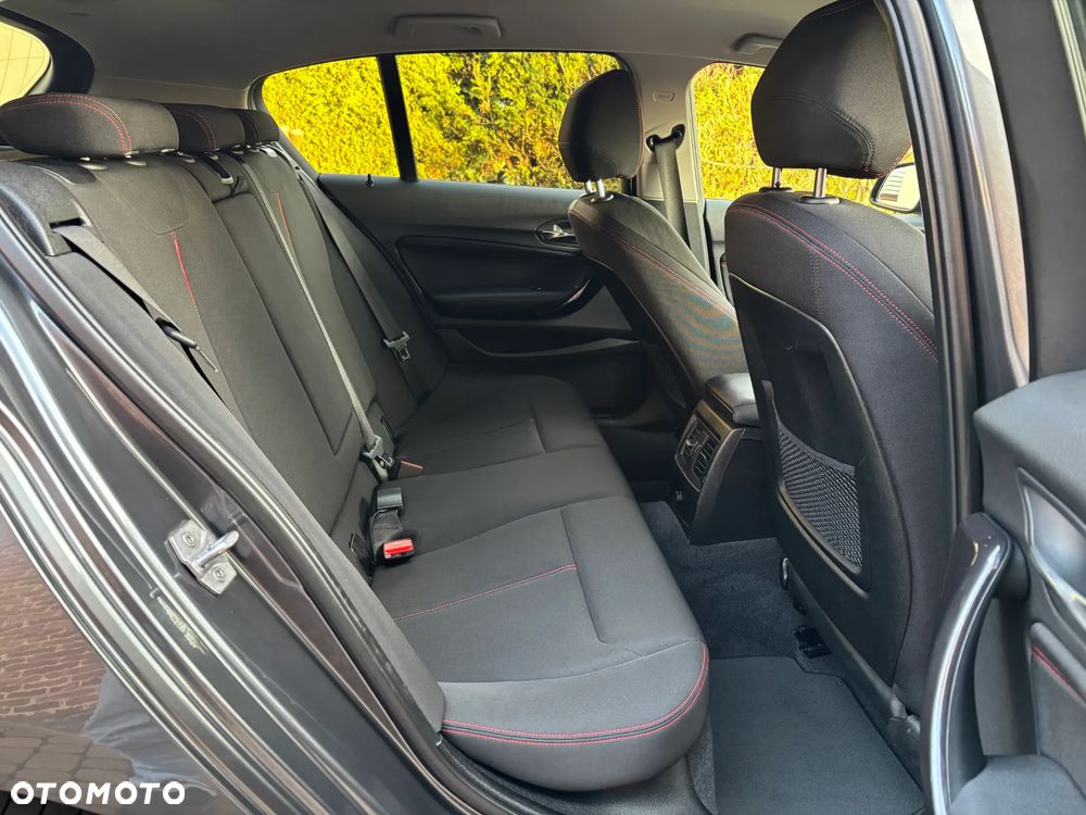 BMW Seria 1 118d DPF Edition Sport - 15