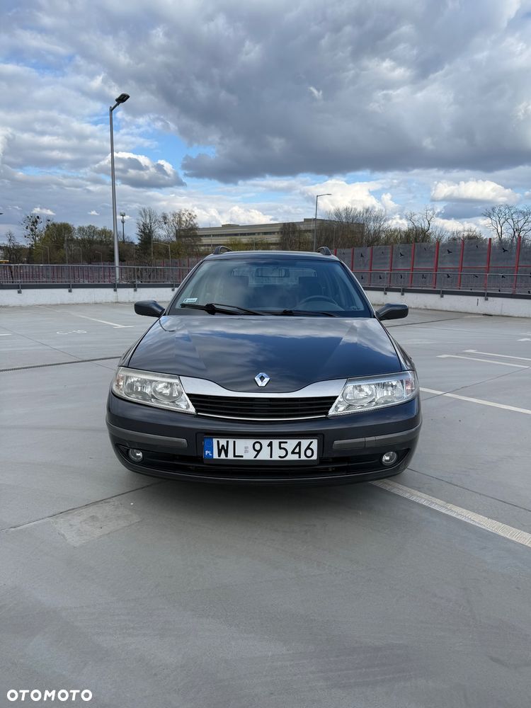 Renault Laguna - 1