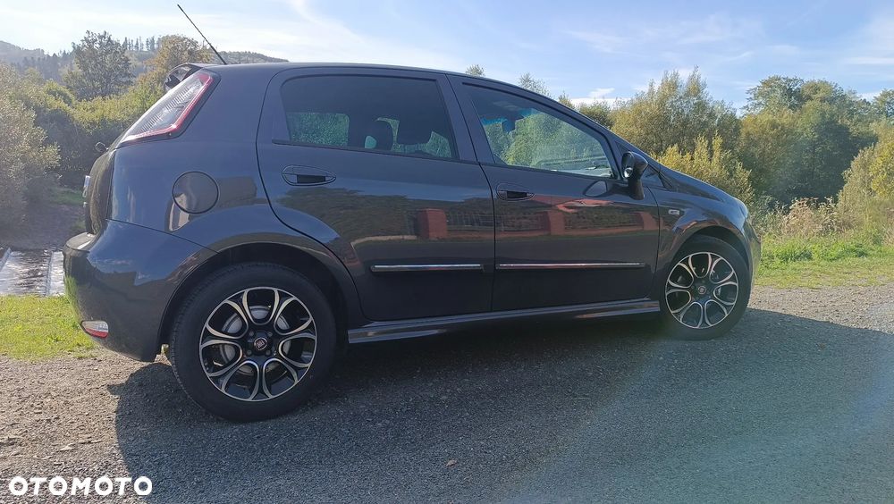 Fiat Punto 1.4 Easy S&S - 6