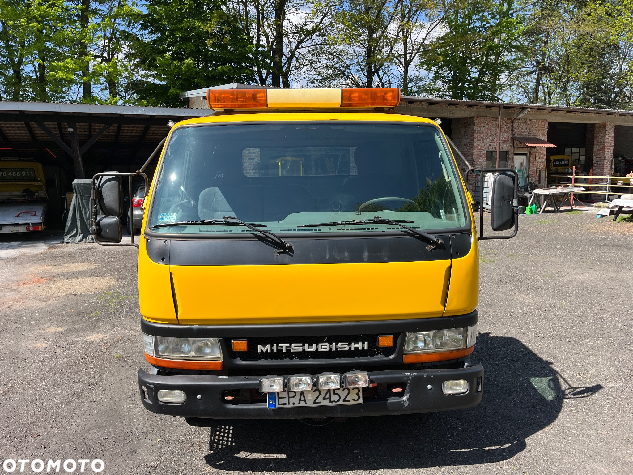 Mitsubishi Canter - 5