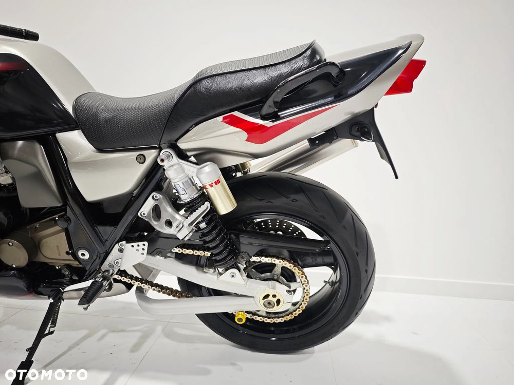 Kawasaki ZRX - 17