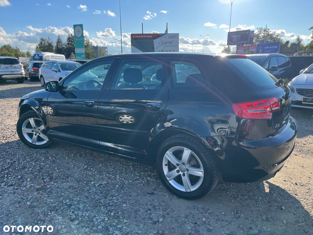 Audi A3 Sportback 1.6 Attraction - 6