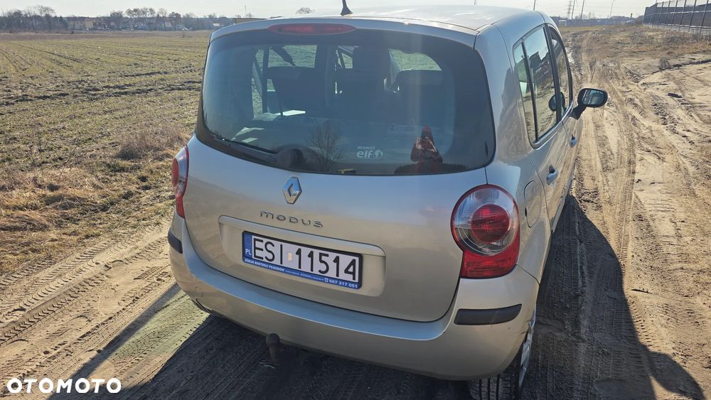 Renault Modus - 12