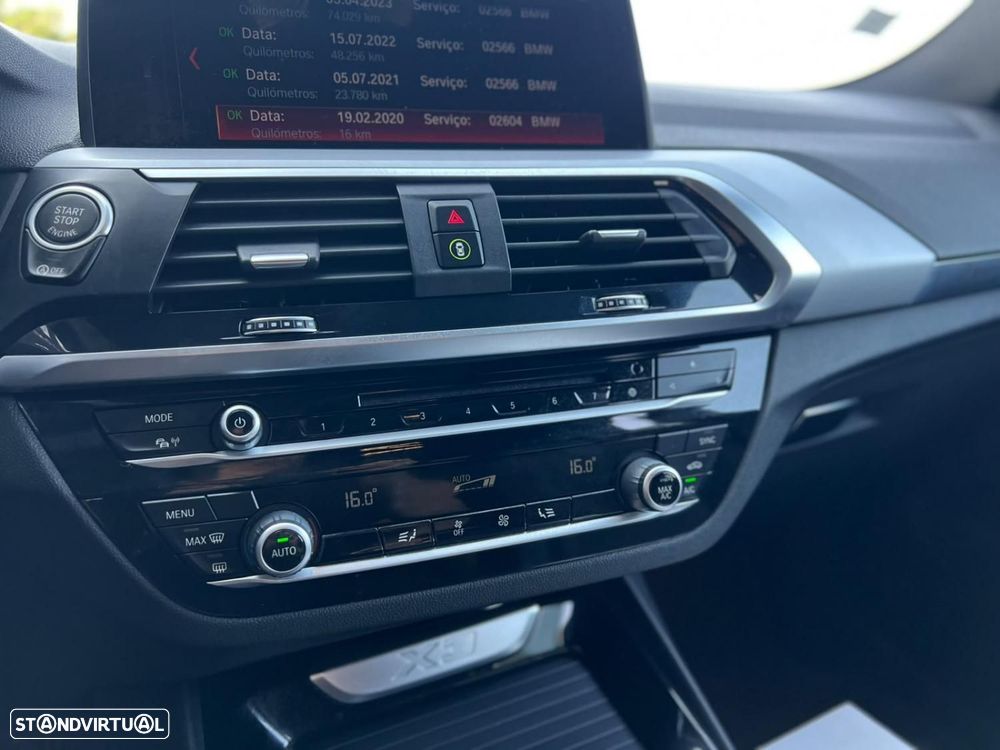 BMW X3 18 d sDrive - 12