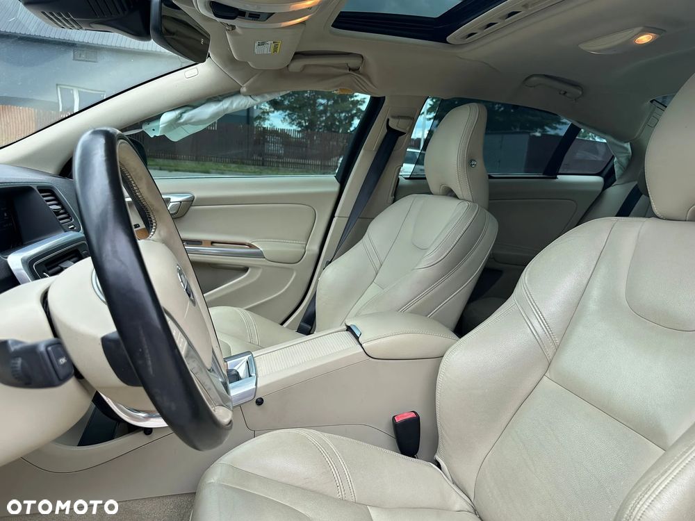 Volvo S60 - 19