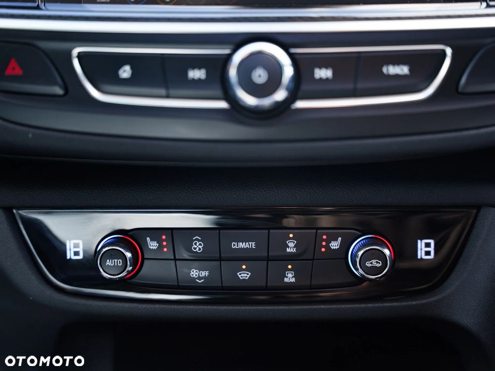 Opel Insignia 1.6 Direct InjectionTurbo Dynamic - 27