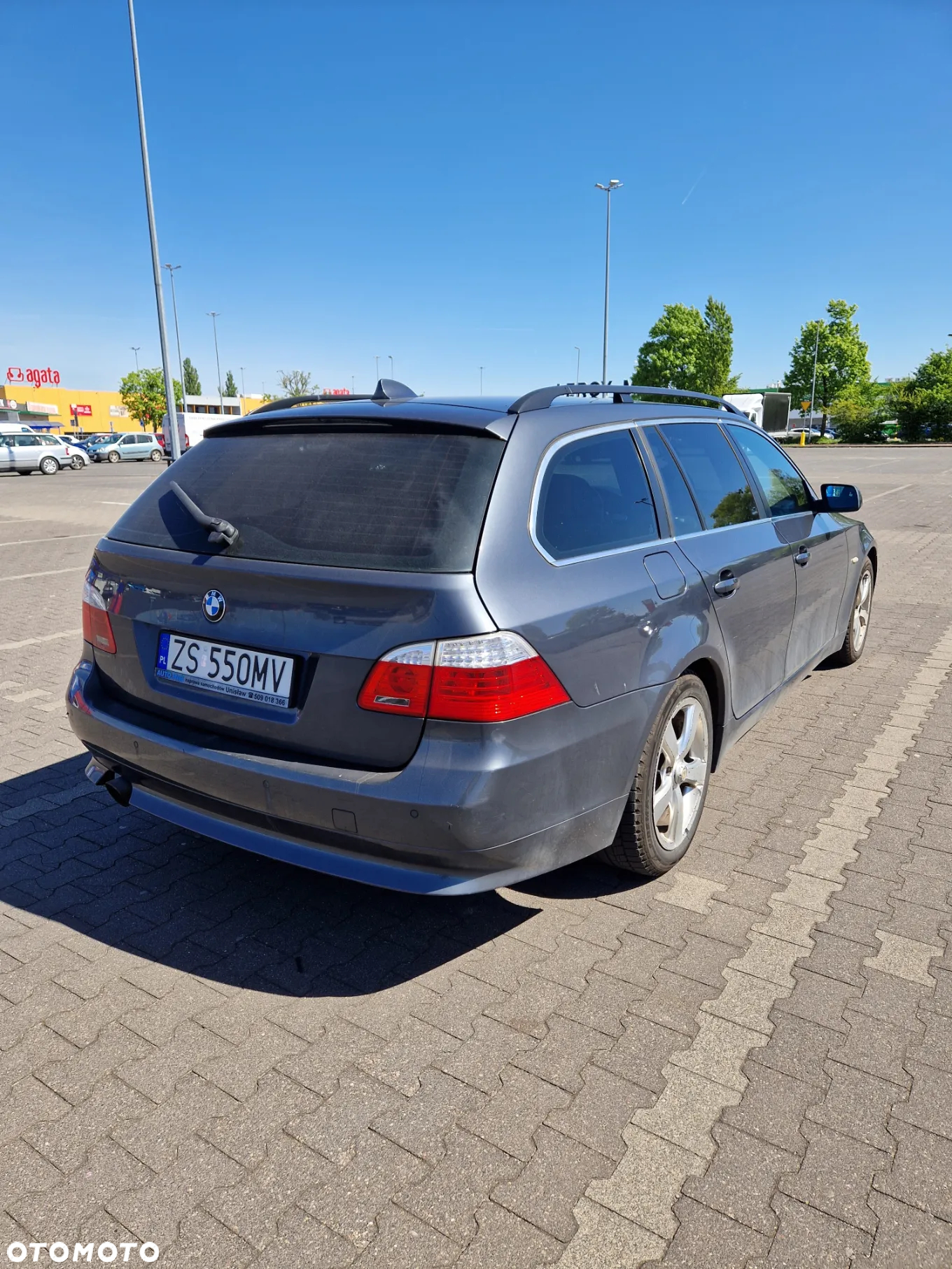 BMW Seria 5 520i - 5