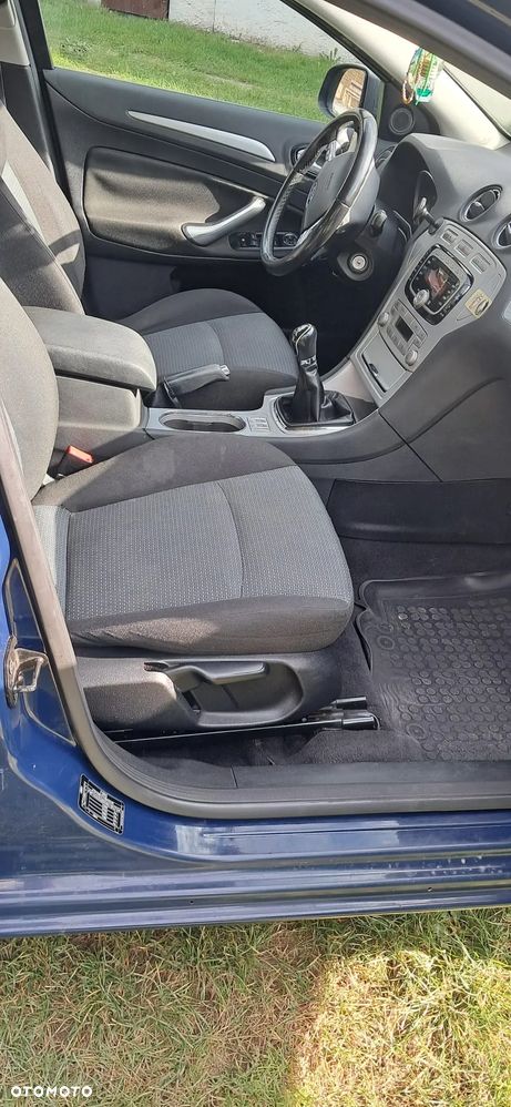 Ford Mondeo 2.0 Trend X - 19