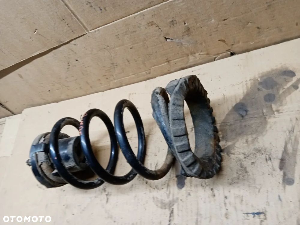Sprężyna zawieszenia tył tylna Fiat Punto II 2 - 5