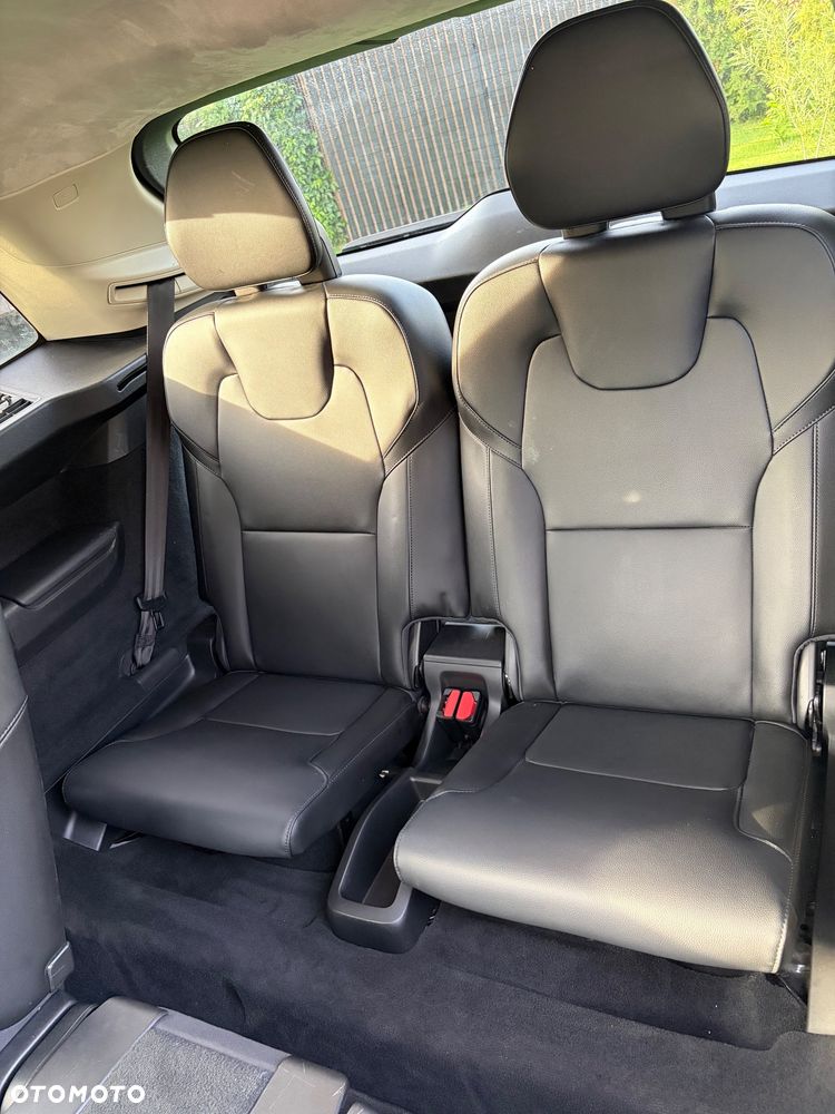 Volvo XC 90 T5 AWD Momentum 7os - 17