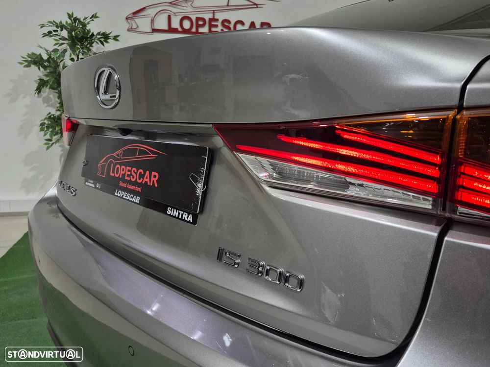 Lexus IS 200 t SPORT - 5